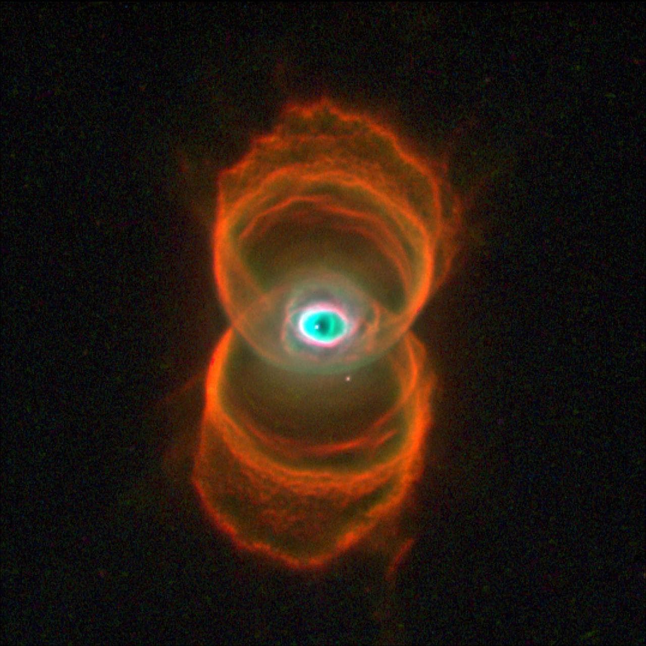 Hubble Finds an Hourglass Nebula around a Dying Star